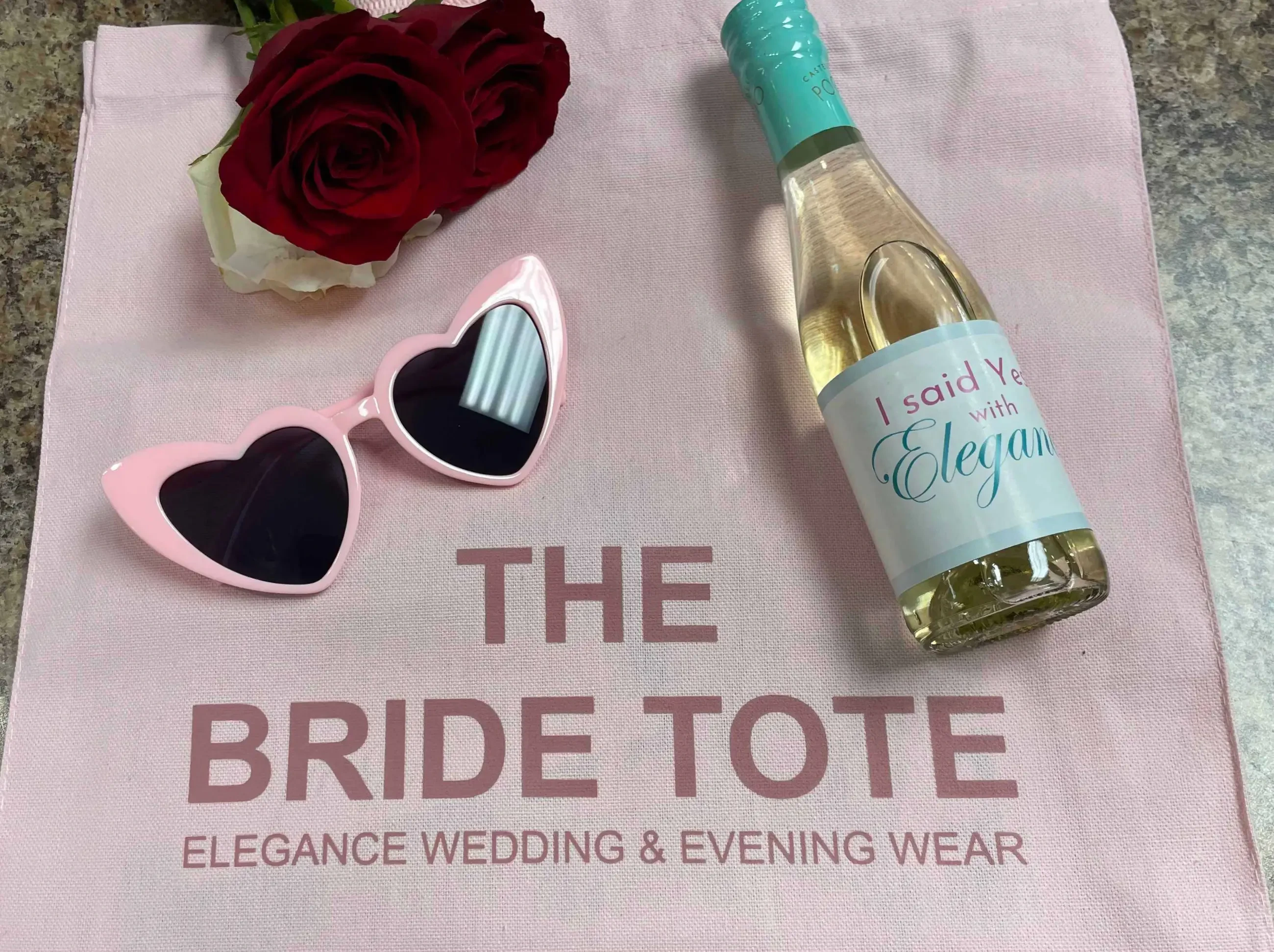 bride to be tote bag