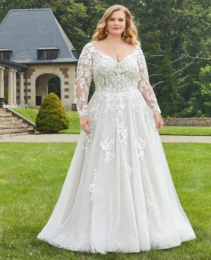 Beautiful Curvy Bride